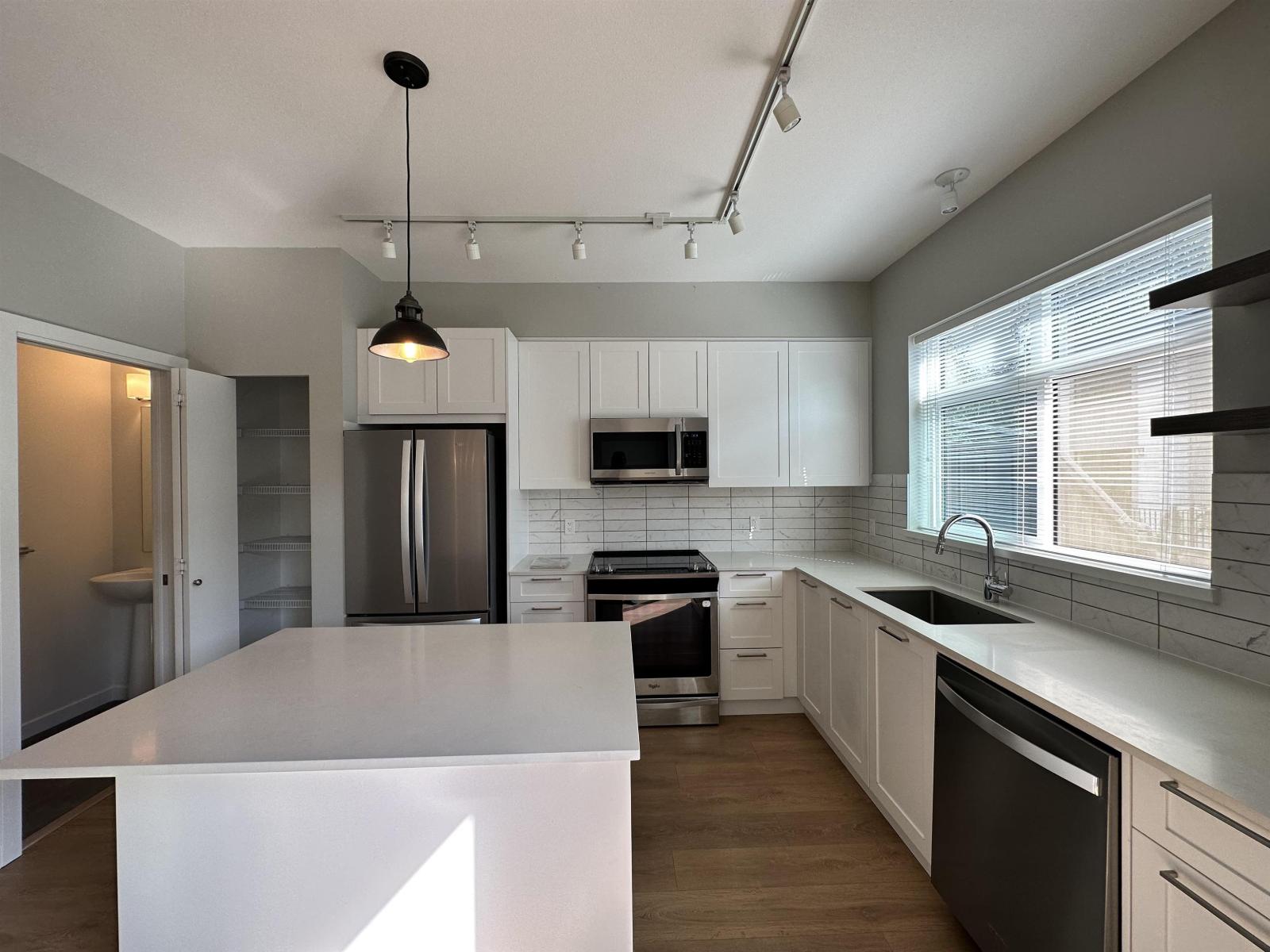 1604 18505 Laurensen Place, Surrey, British Columbia  V4N 6R7 - Photo 9 - R3059467