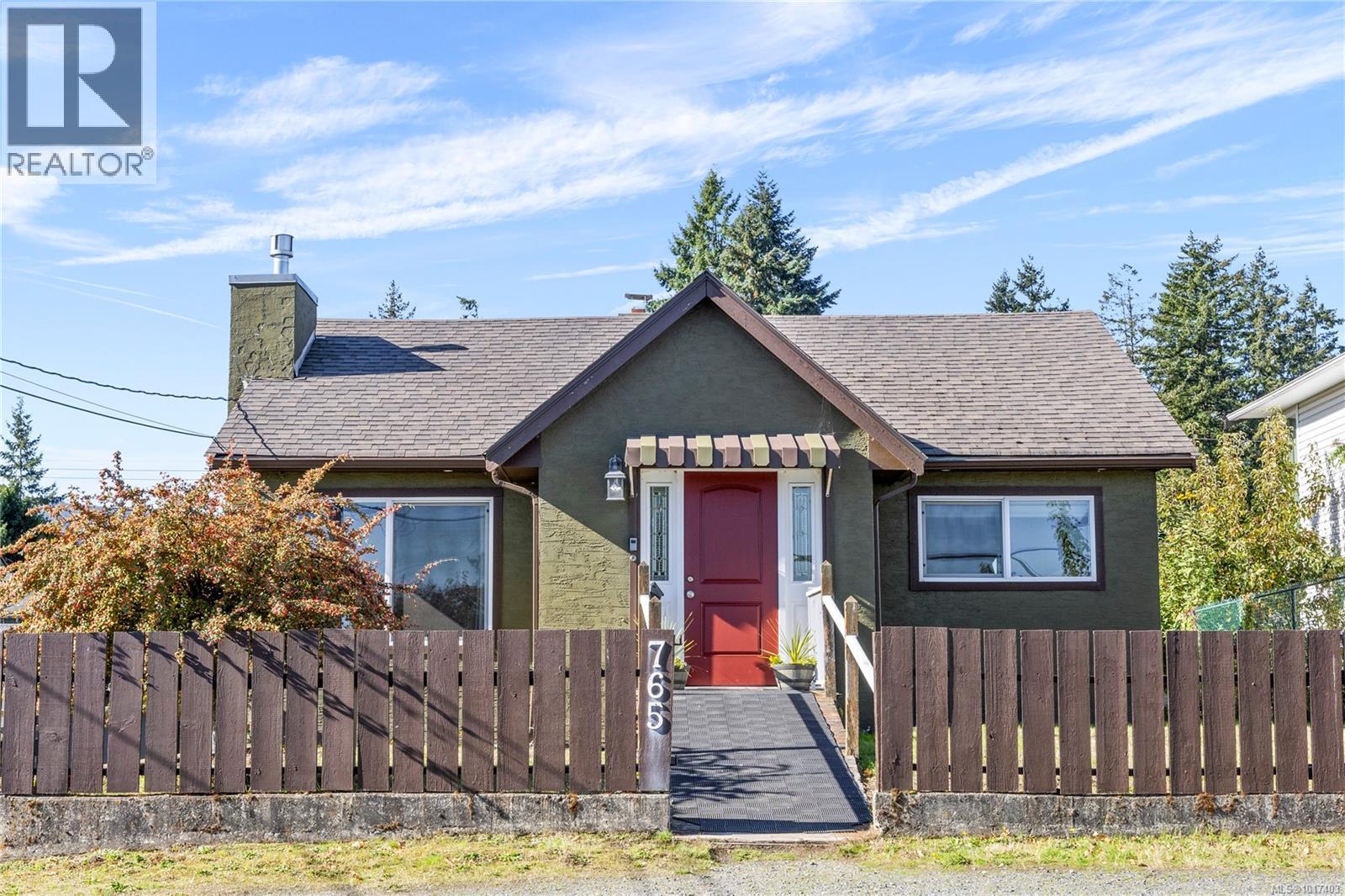 765 Short Ave, Nanaimo, British Columbia  V9R 4L6 - Photo 1 - 1017403