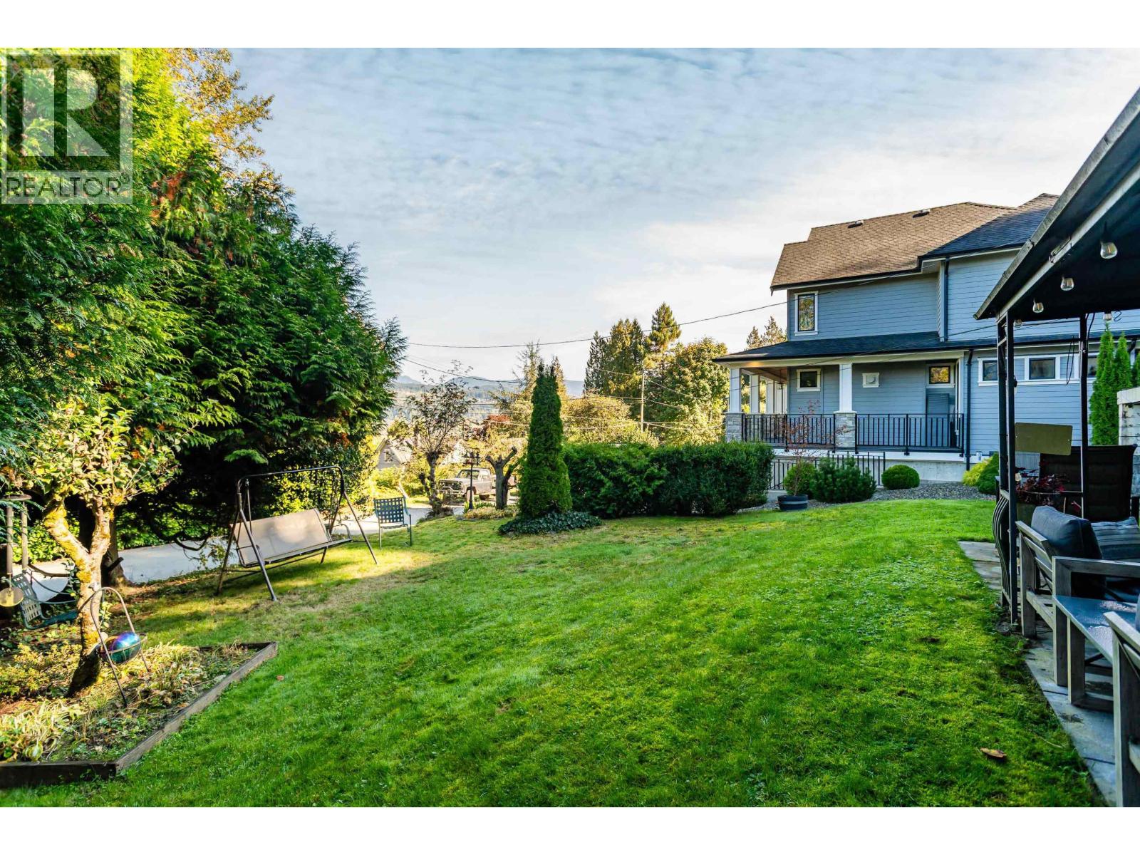 2210 Hope Street, Port Moody, British Columbia  V3H 3E4 - Photo 5 - R3059546