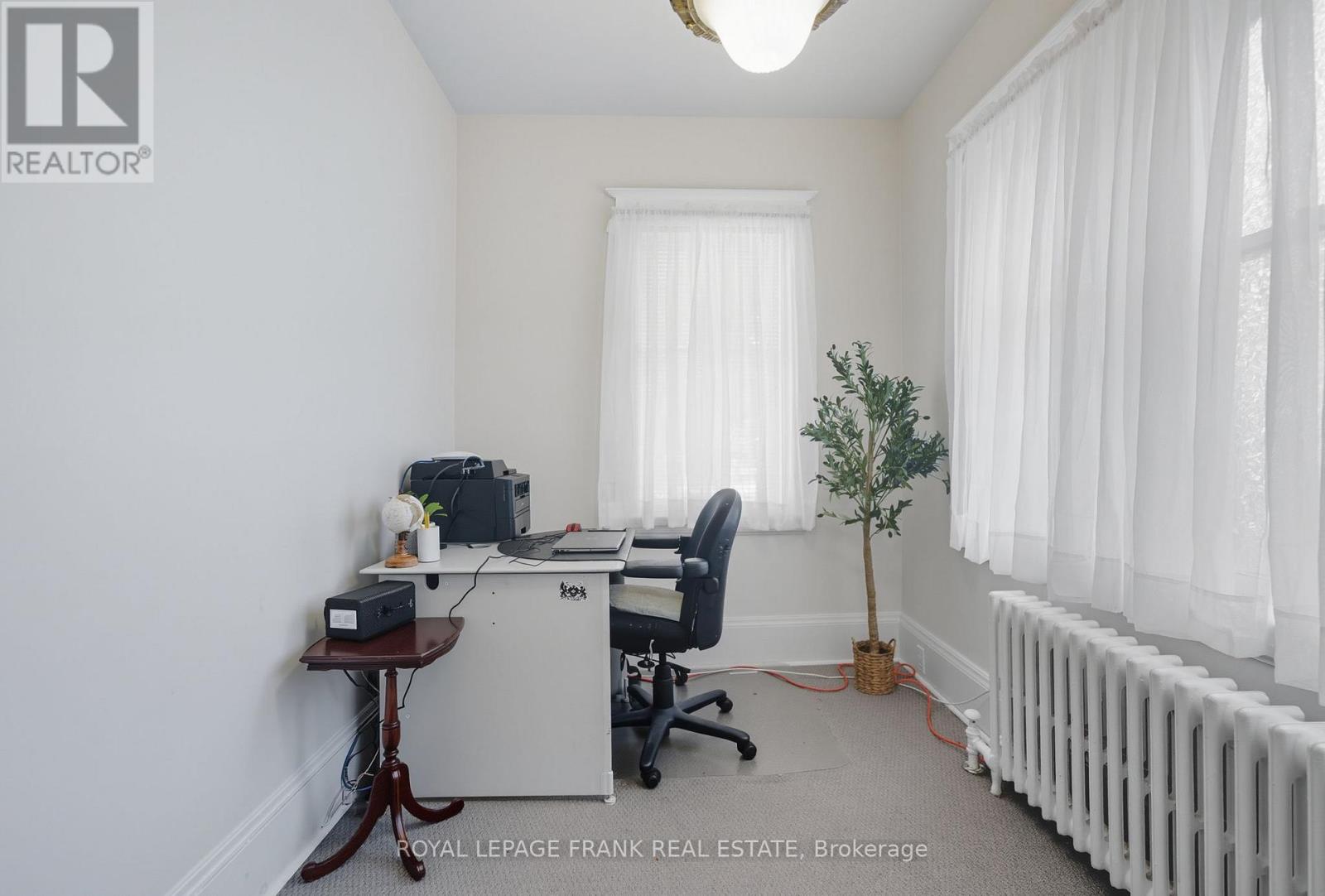 76 Bond Street W, Kawartha Lakes, Ontario  K9V 3R4 - Photo 12 - X12468918