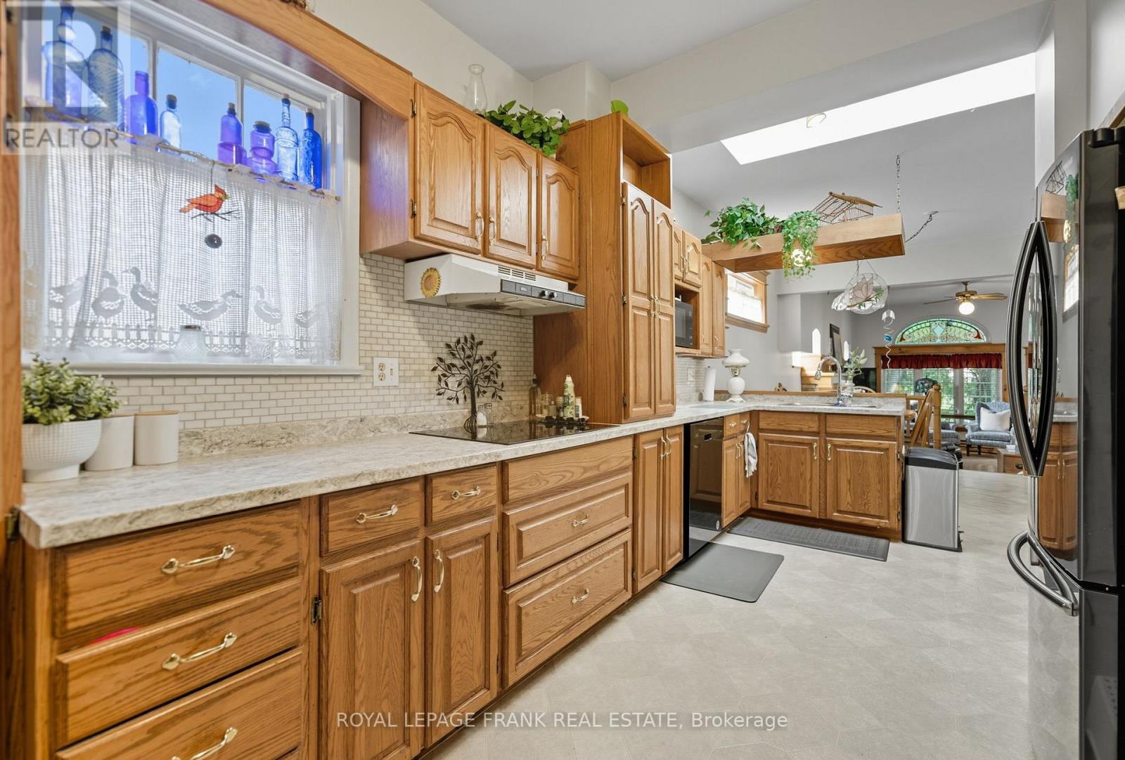 76 Bond Street W, Kawartha Lakes, Ontario  K9V 3R4 - Photo 13 - X12468918
