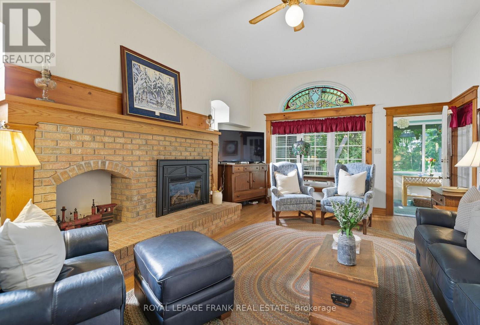 76 Bond Street W, Kawartha Lakes, Ontario  K9V 3R4 - Photo 18 - X12468918