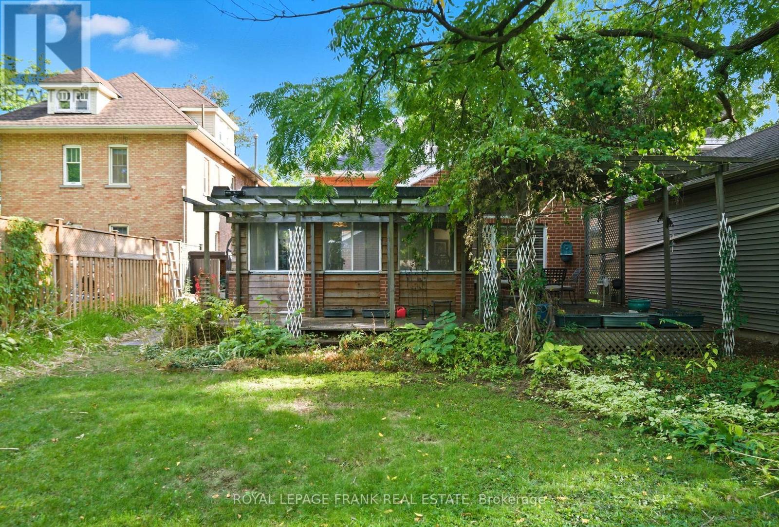 76 Bond Street W, Kawartha Lakes, Ontario  K9V 3R4 - Photo 37 - X12468918