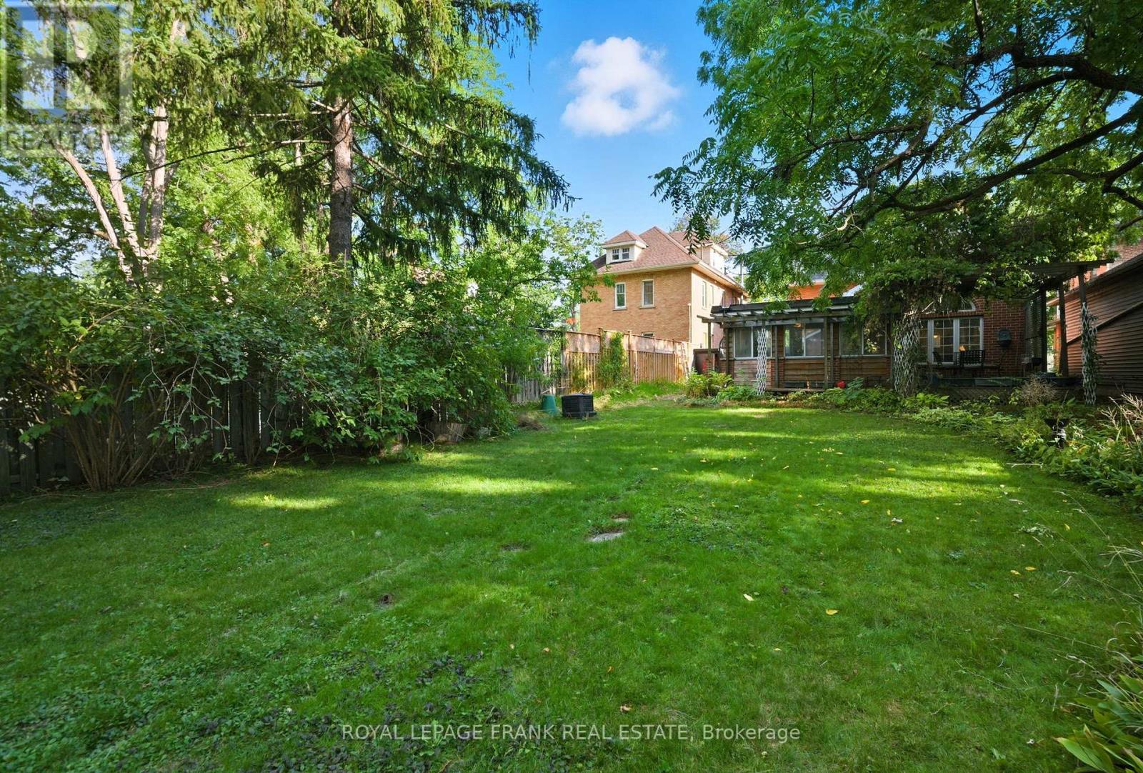 76 Bond Street W, Kawartha Lakes, Ontario  K9V 3R4 - Photo 38 - X12468918
