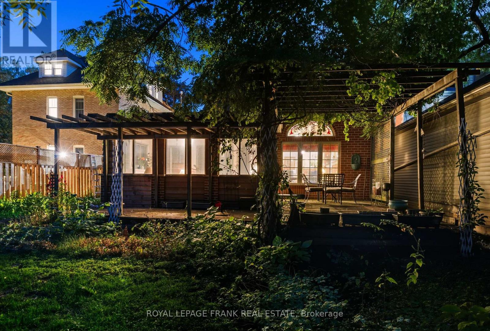 76 Bond Street W, Kawartha Lakes, Ontario  K9V 3R4 - Photo 42 - X12468918