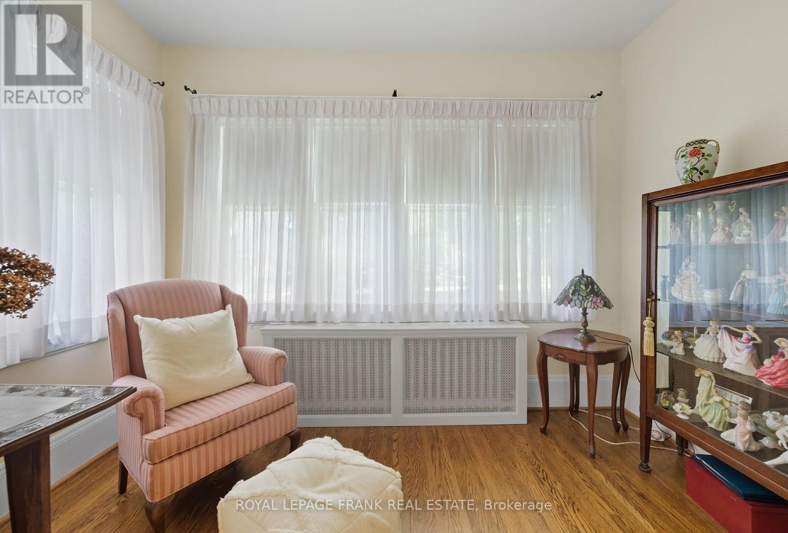 76 Bond Street W, Kawartha Lakes, Ontario  K9V 3R4 - Photo 8 - X12468918