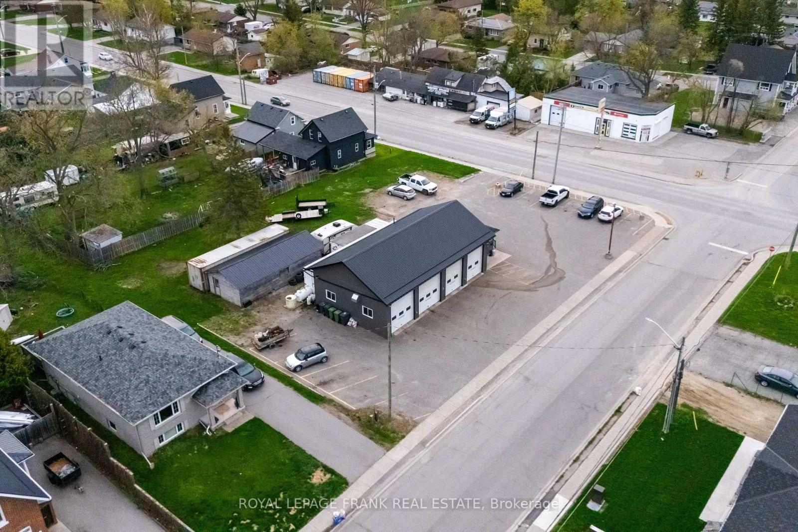 118 QUEEN STREET N, Kawartha Lakes, Ontario