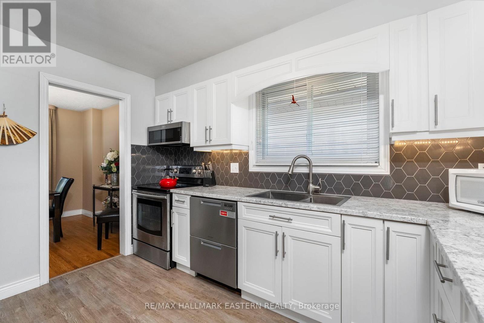 1275 Hopewell Avenue, Peterborough, Ontario  K9H 6T2 - Photo 10 - X12469033