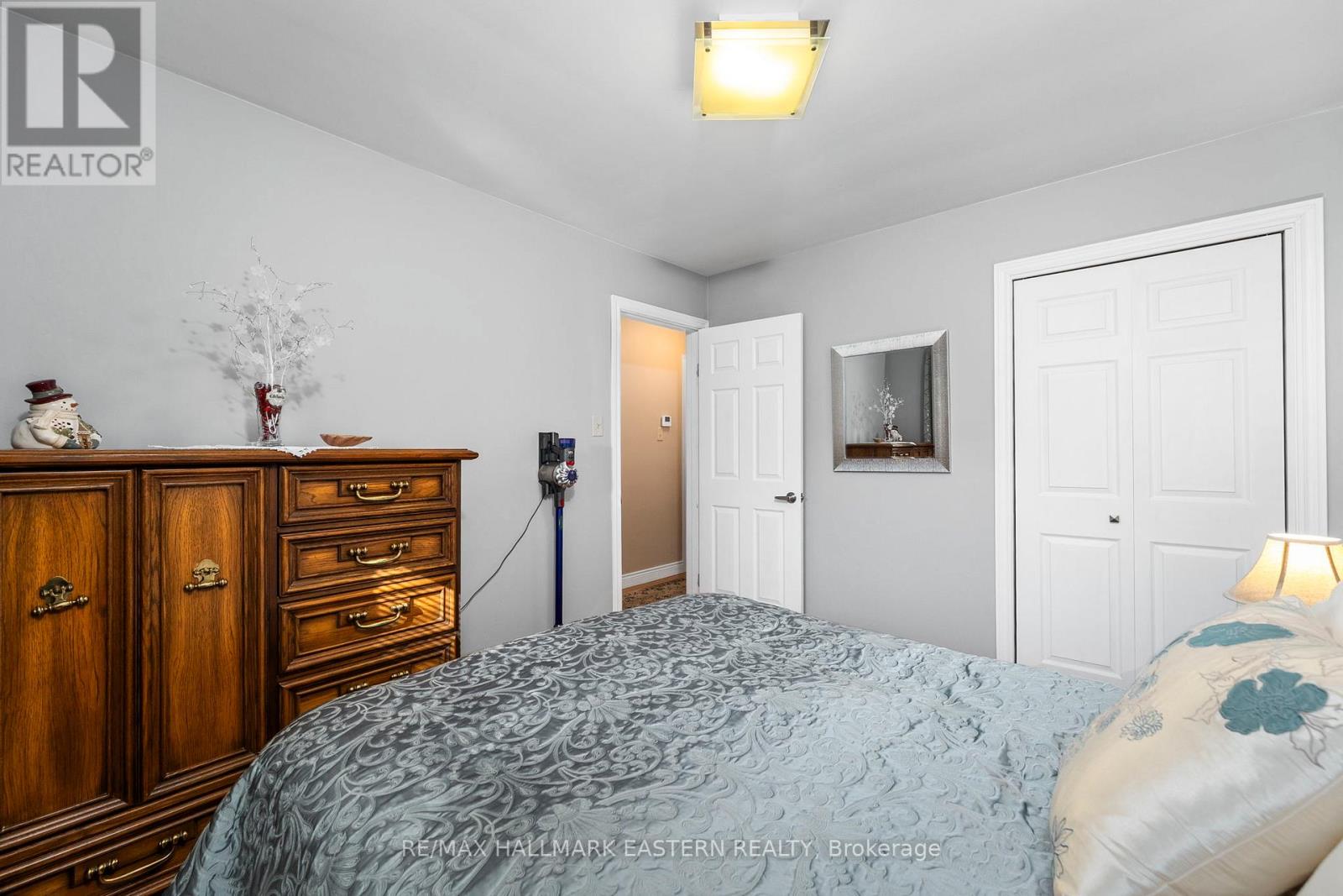 1275 Hopewell Avenue, Peterborough, Ontario  K9H 6T2 - Photo 18 - X12469033
