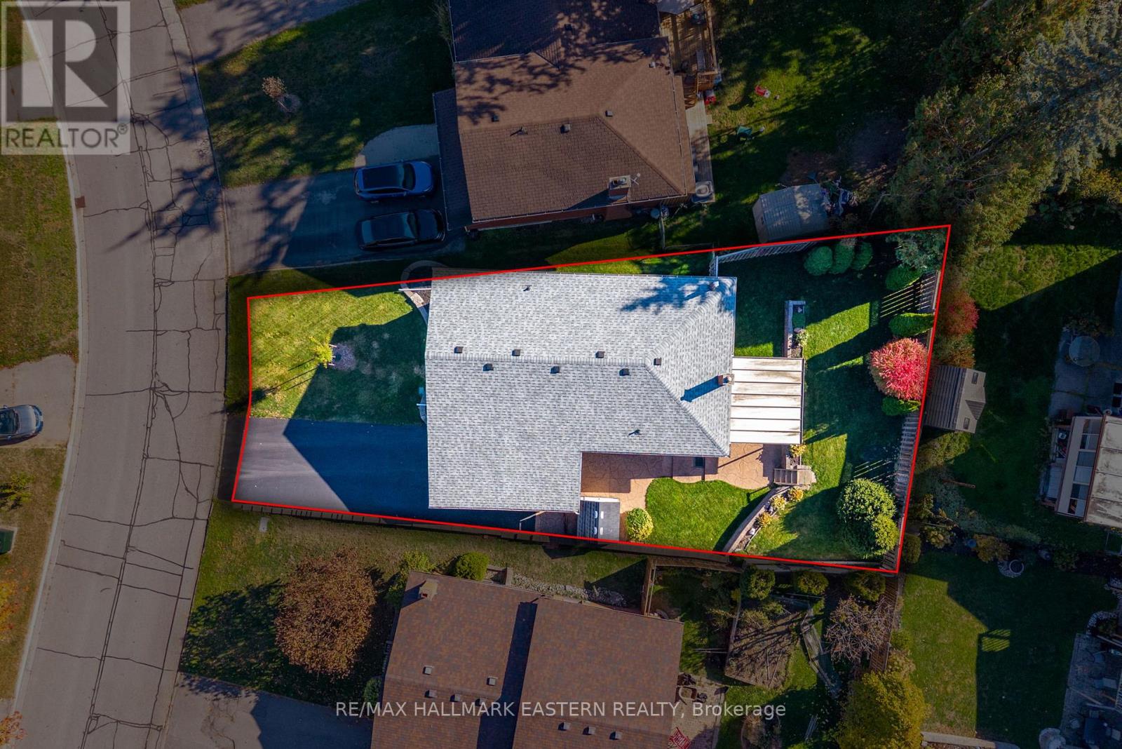 1275 Hopewell Avenue, Peterborough, Ontario  K9H 6T2 - Photo 3 - X12469033