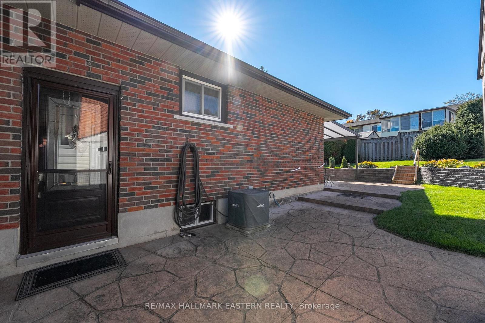 1275 Hopewell Avenue, Peterborough, Ontario  K9H 6T2 - Photo 37 - X12469033