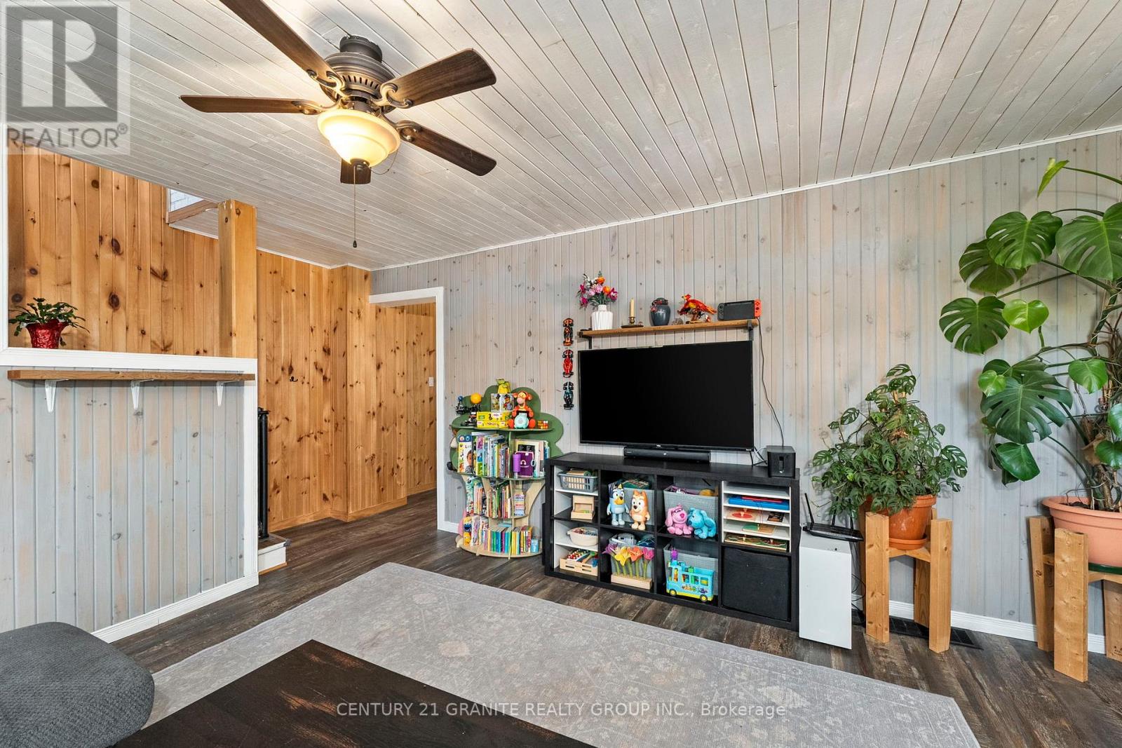 993 Detlor Road, Bancroft, Ontario  K0L 1C0 - Photo 11 - X12469064