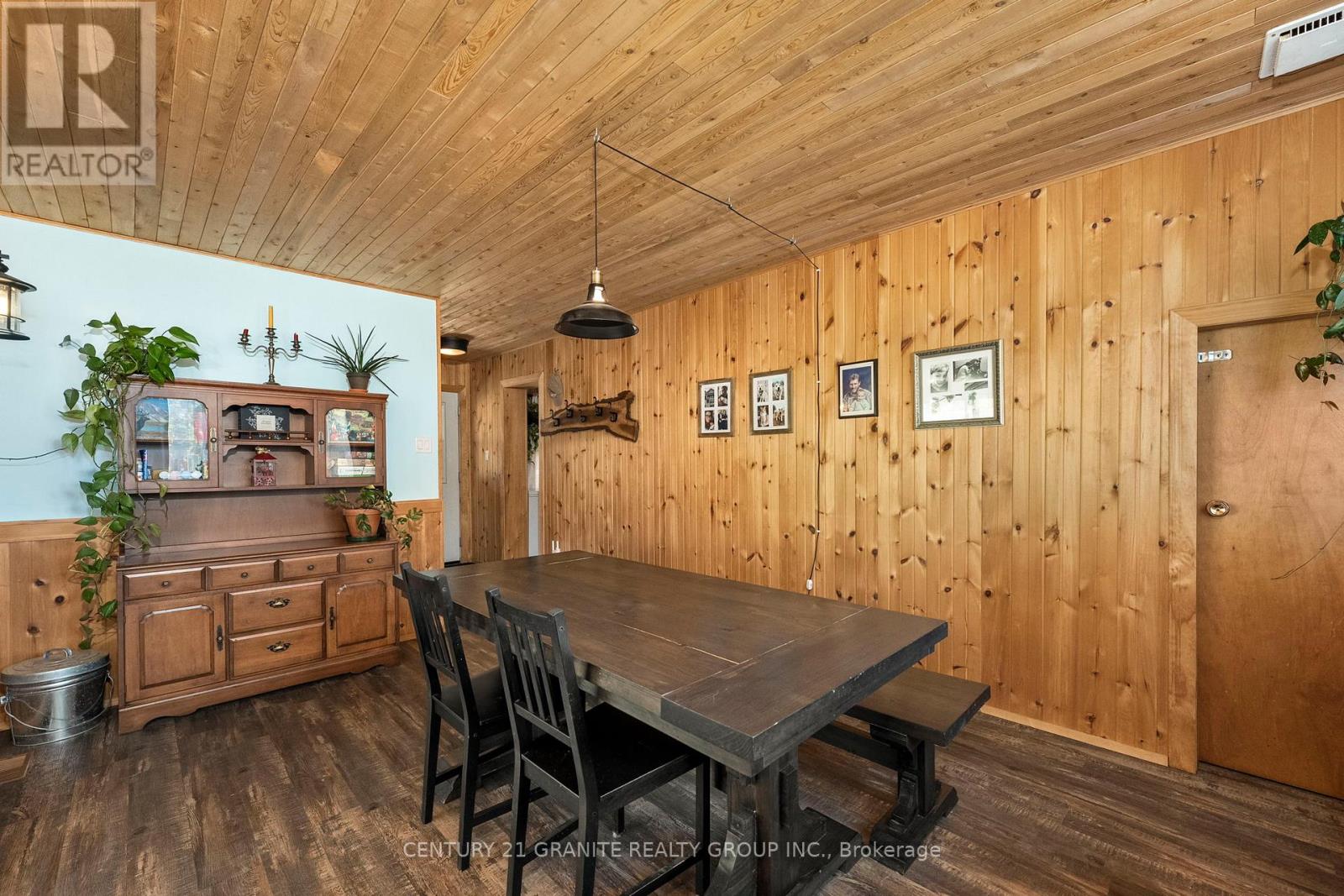 993 Detlor Road, Bancroft, Ontario  K0L 1C0 - Photo 15 - X12469064