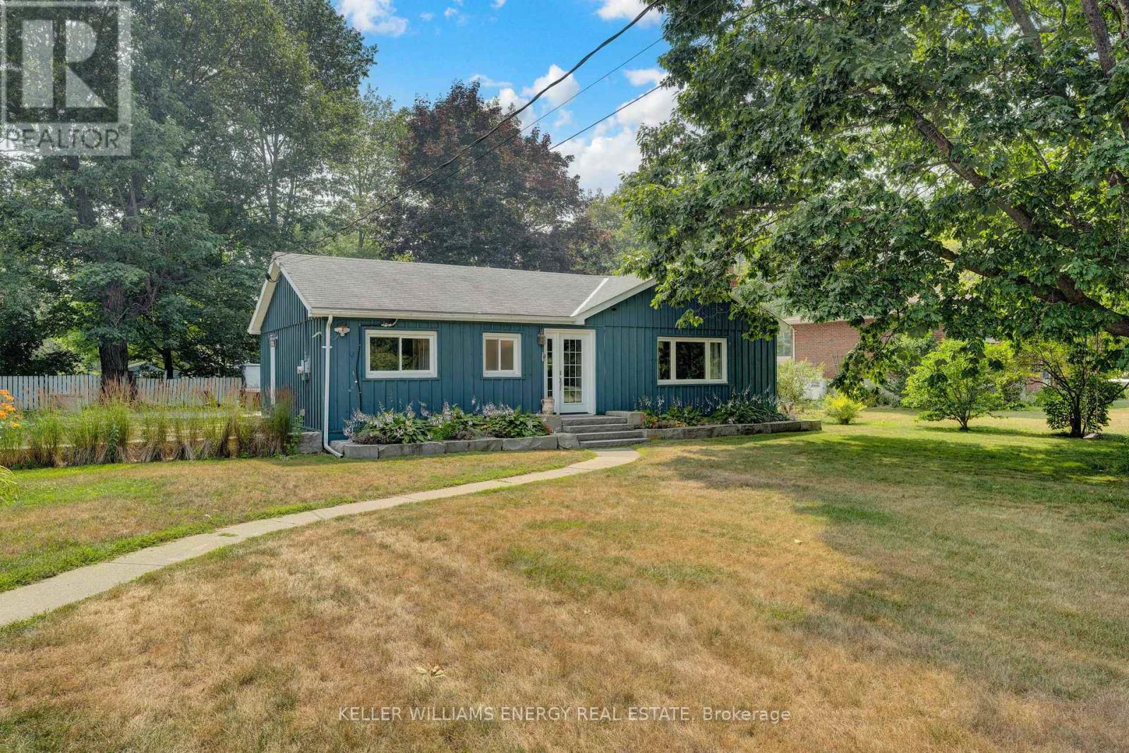 18 Lodge Road, Quinte West, Ontario  K0K 1L0 - Photo 2 - X12469065