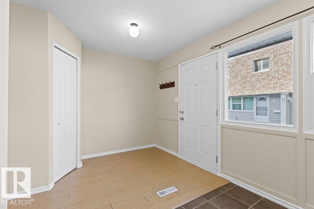 412 Village On The Green Gr Nw, Edmonton, Alberta  T5A 1H2 - Photo 11 - E4462551