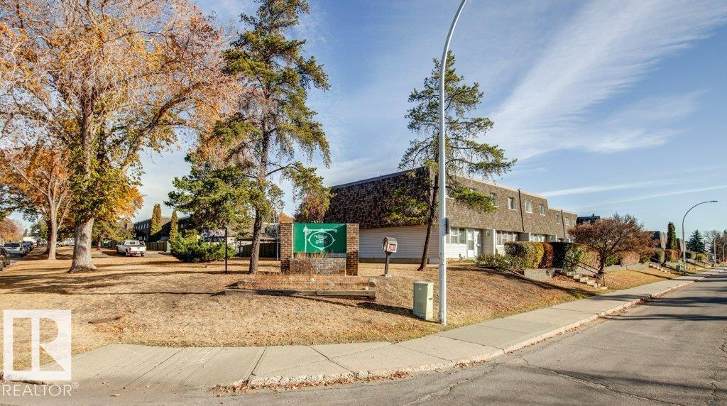 412 Village On The Green Gr Nw, Edmonton, Alberta  T5A 1H2 - Photo 2 - E4462551