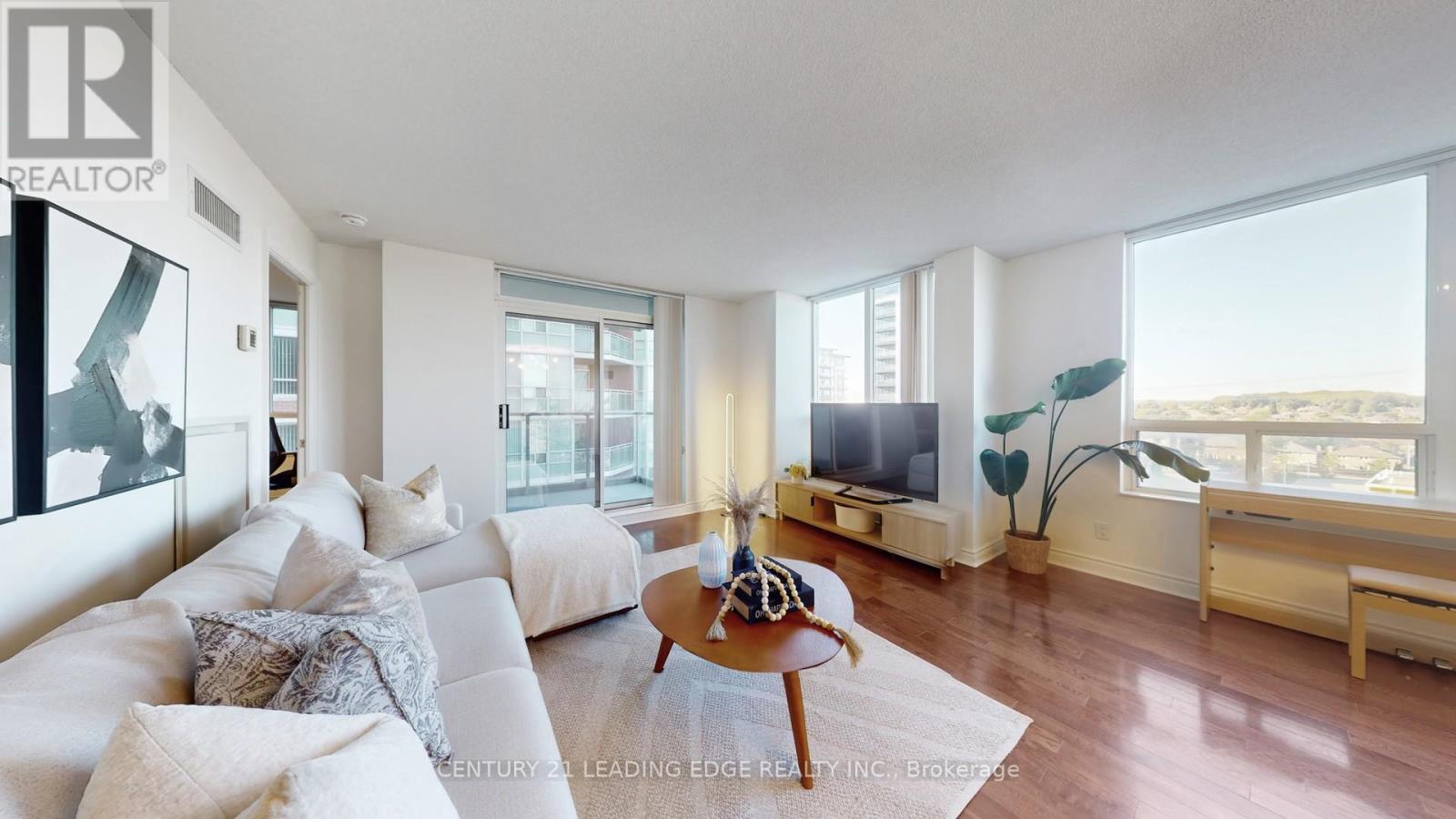 911 - 88 Times Avenue, Markham, Ontario  L3T 7Z4 - Photo 4 - N12468849