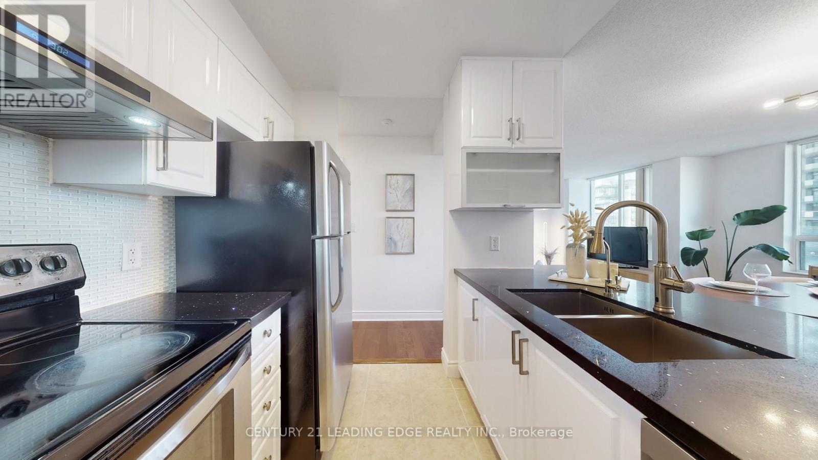 911 - 88 Times Avenue, Markham, Ontario  L3T 7Z4 - Photo 7 - N12468849