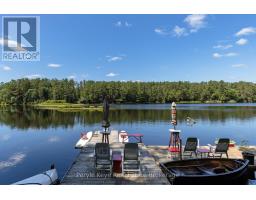 136 DEER LAKE ROAD, Huntsville, Ontario