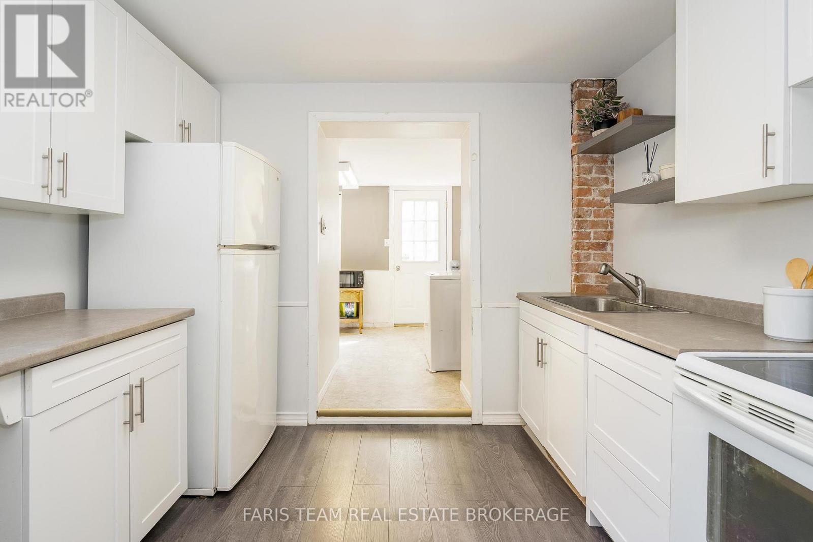 409 Dominion Avenue, Midland, Ontario  L4R 1P2 - Photo 6 - S12468850