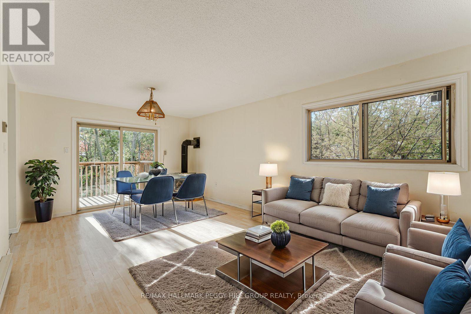 7 - 21 Evergreen Court, Barrie, Ontario  L4N 6W8 - Photo 2 - S12468877