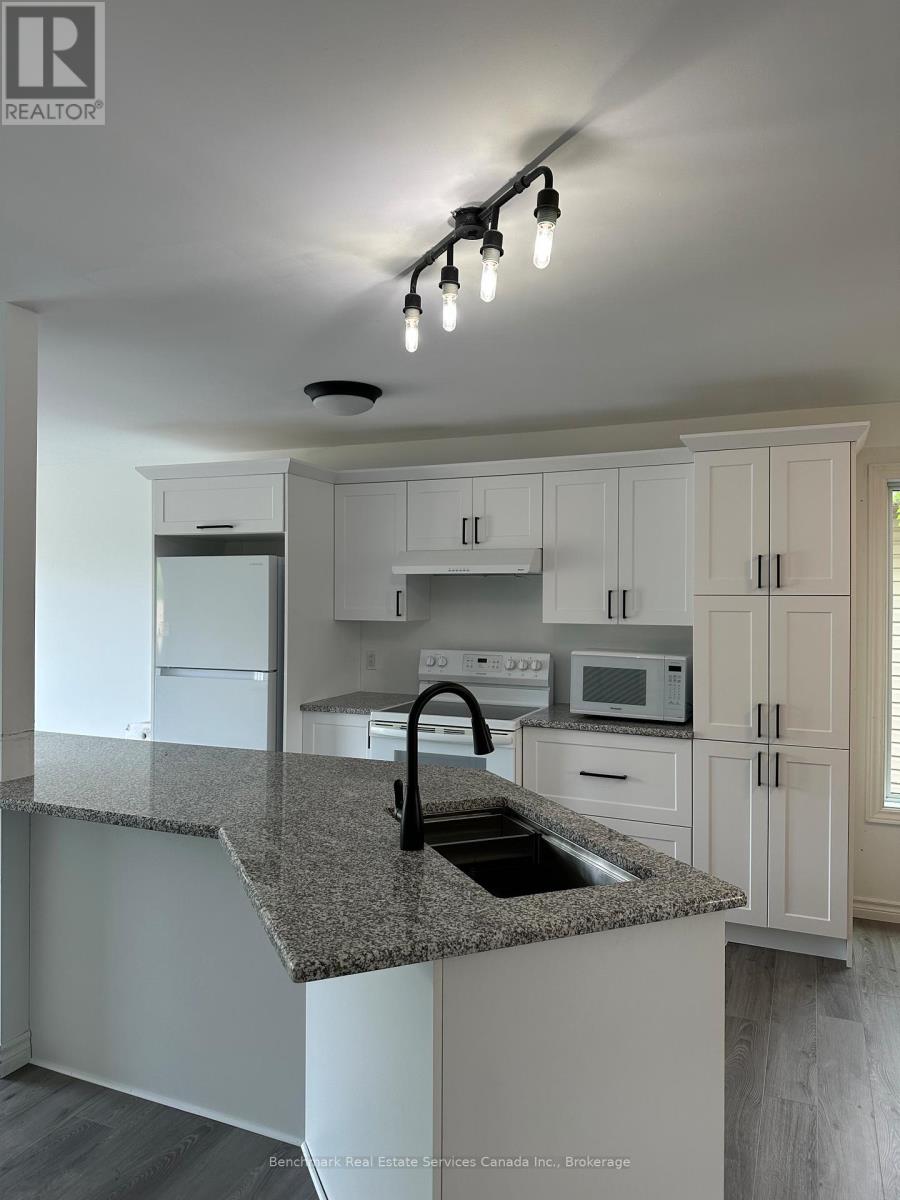 10 Tara Court, Aylmer, Ontario  N5H 0A1 - Photo 10 - X12468994