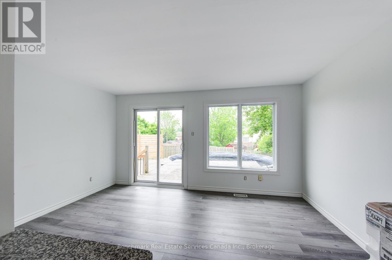 10 Tara Court, Aylmer, Ontario  N5H 0A1 - Photo 13 - X12468994