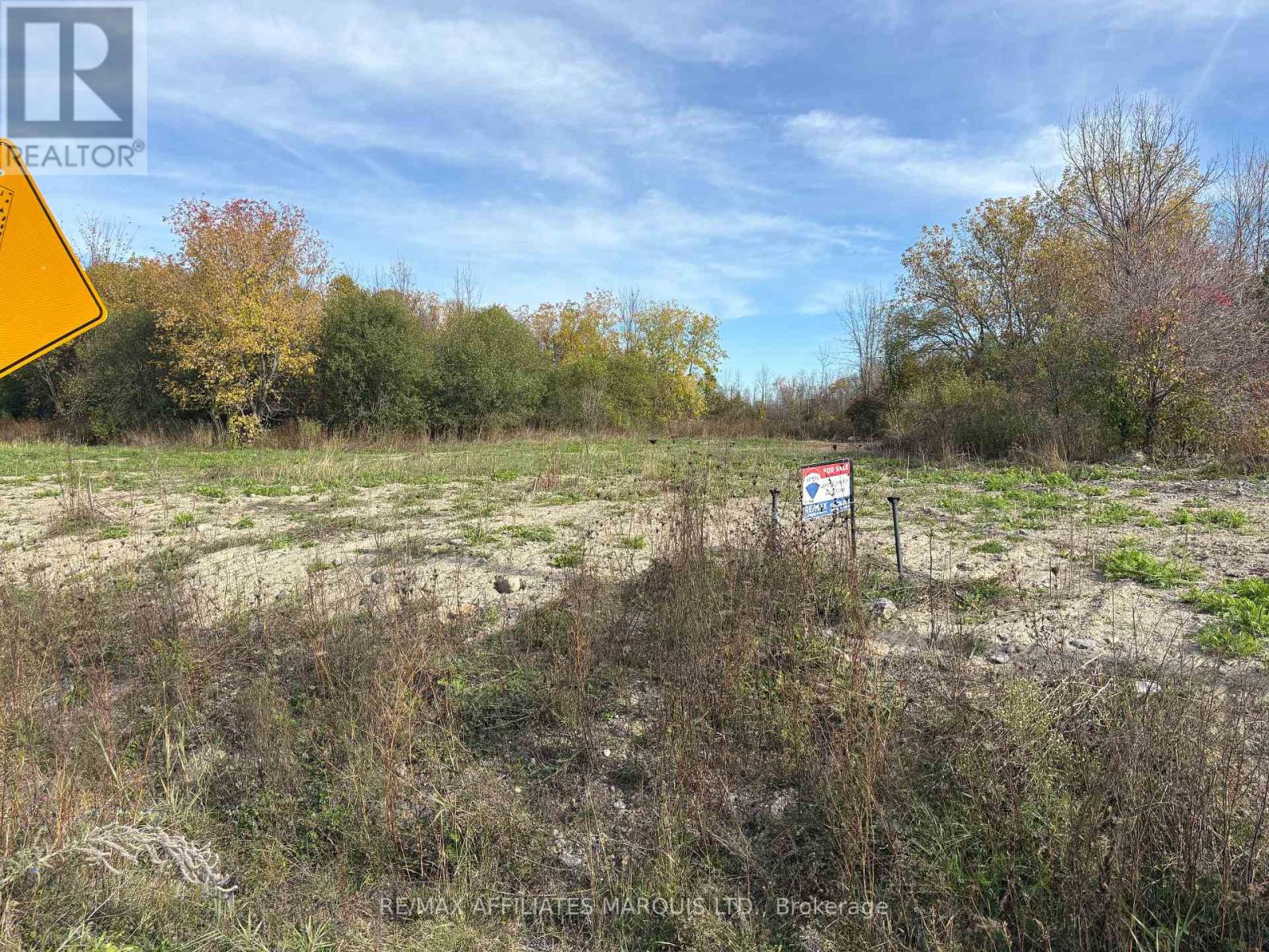5365 Woodland Road N, South Stormont, Ontario  K0C 1M0 - Photo 1 - X12468963