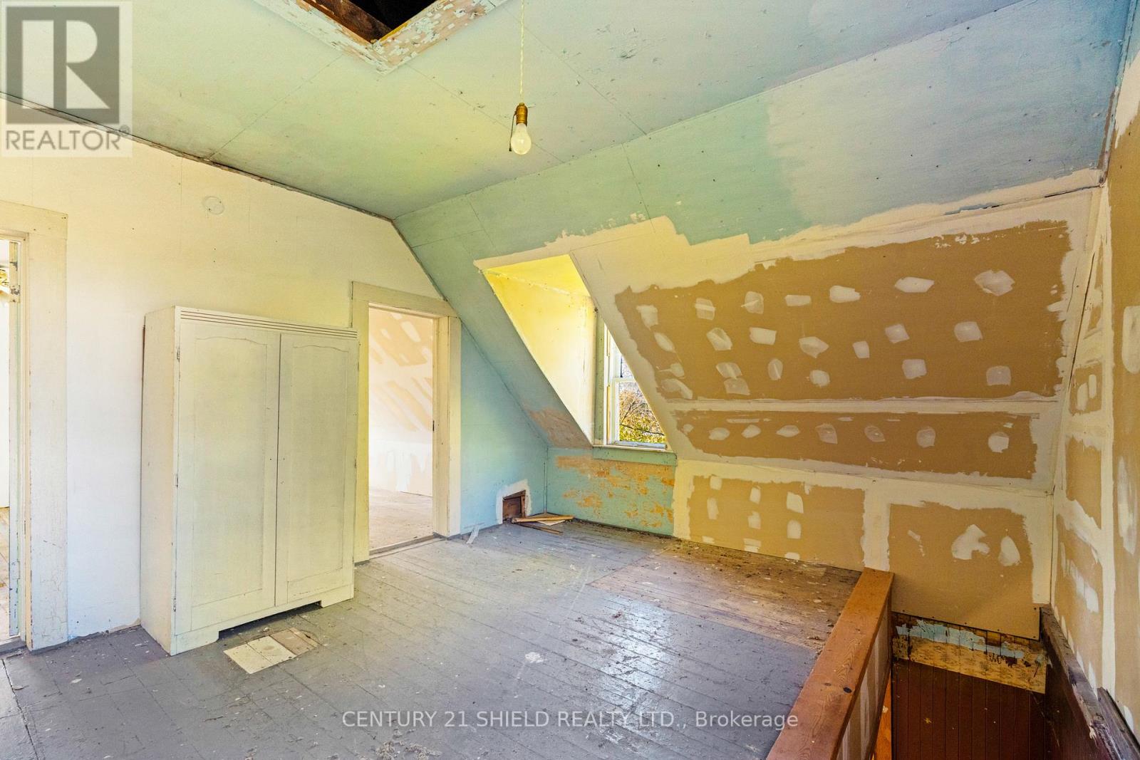 14244 County Rd 18 Road, South Stormont, Ontario  K0C 1M0 - Photo 33 - X12469060