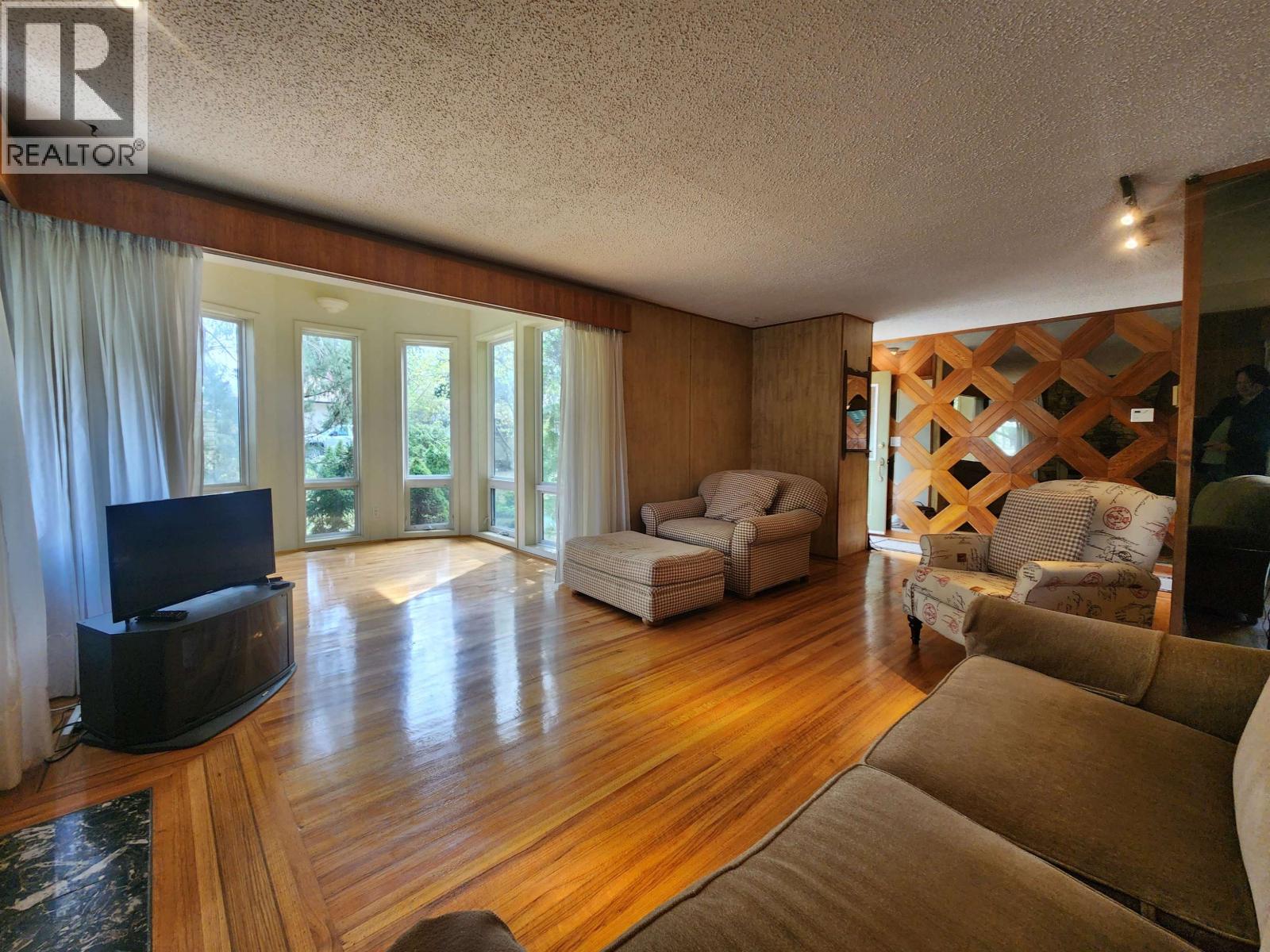 1591 Cedar Street, Prince George, British Columbia  V2L 1B6 - Photo 8 - R3059500