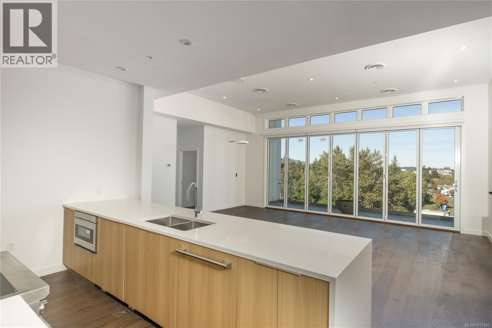 407 9570 Fifth St, Sidney, British Columbia  V8L 2W5 - Photo 4 - 1017465
