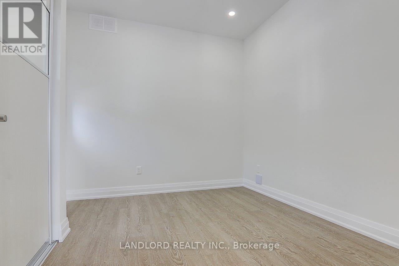 Upper - 82 Livingstone Avenue, Toronto, Ontario  M6E 2L8 - Photo 16 - W12468833