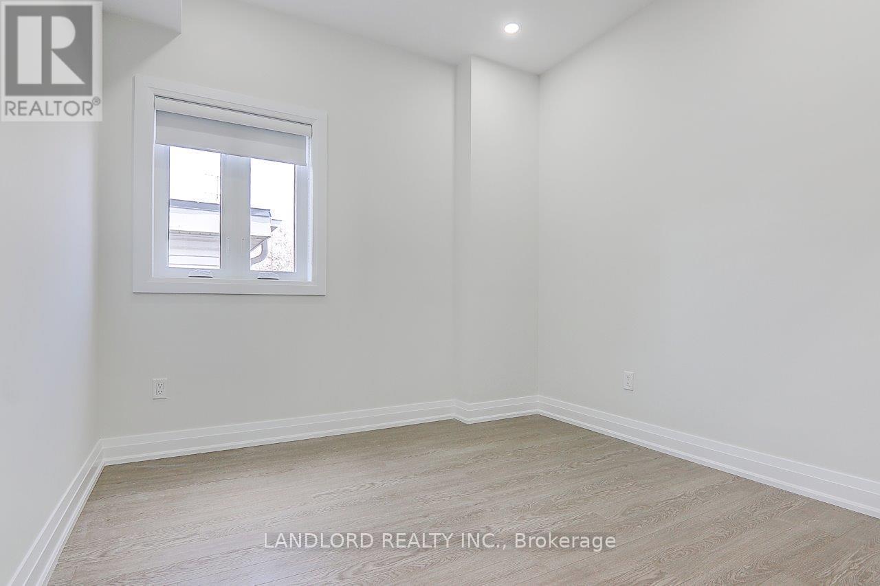 Upper - 82 Livingstone Avenue, Toronto, Ontario  M6E 2L8 - Photo 21 - W12468833