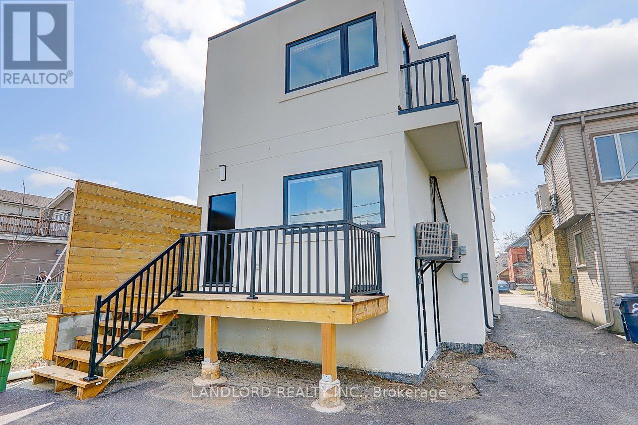 Upper - 82 Livingstone Avenue, Toronto, Ontario  M6E 2L8 - Photo 31 - W12468833