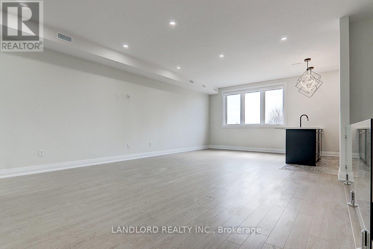 Upper - 82 Livingstone Avenue, Toronto, Ontario  M6E 2L8 - Photo 5 - W12468833