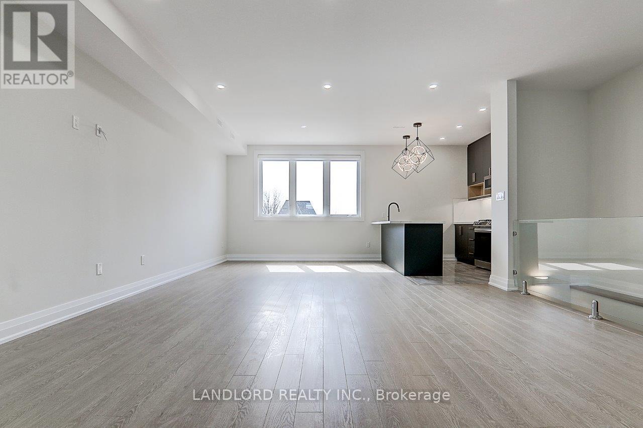 Upper - 82 Livingstone Avenue, Toronto, Ontario  M6E 2L8 - Photo 6 - W12468833