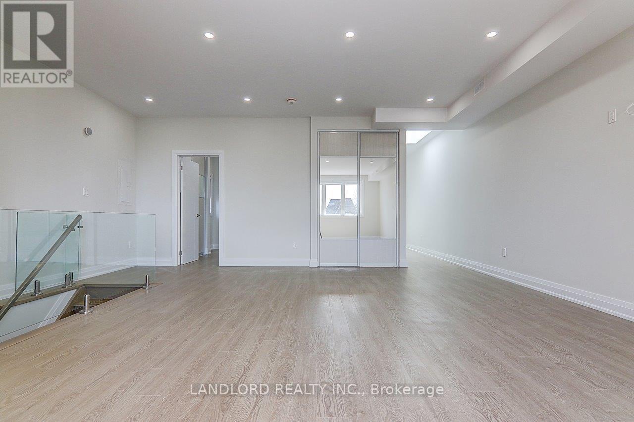 Upper - 82 Livingstone Avenue, Toronto, Ontario  M6E 2L8 - Photo 9 - W12468833