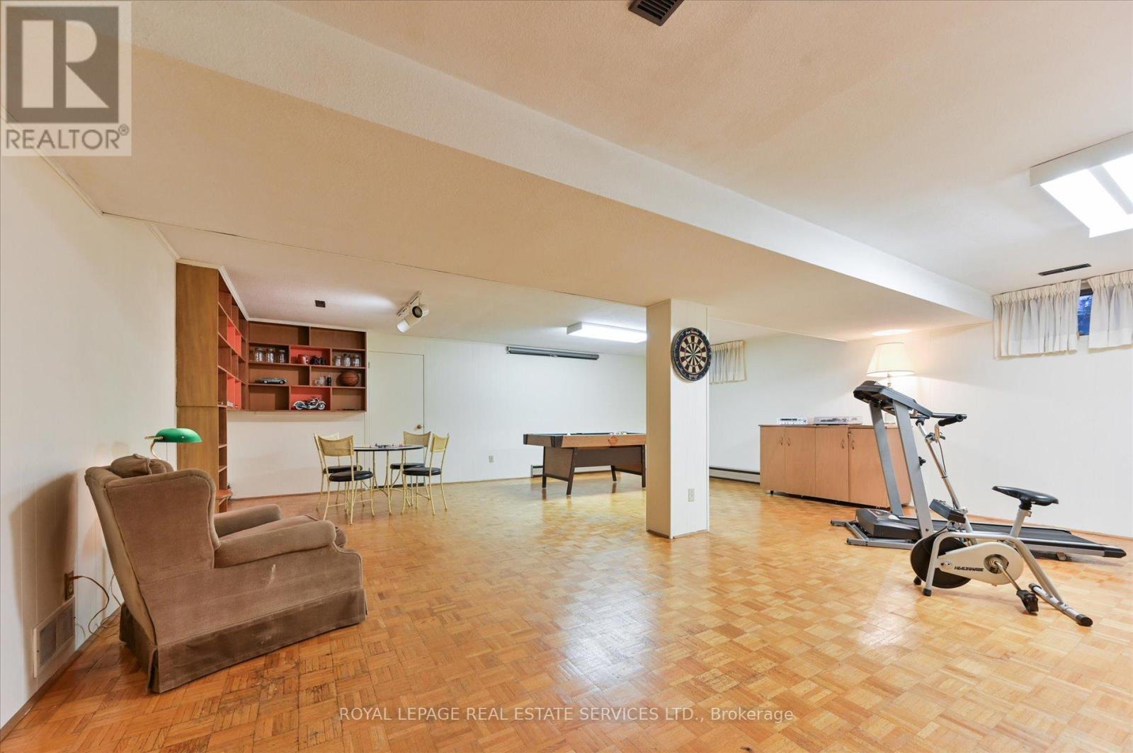 20 Widdicombe Hill, Toronto, Ontario  M9R 1B3 - Photo 29 - W12468837
