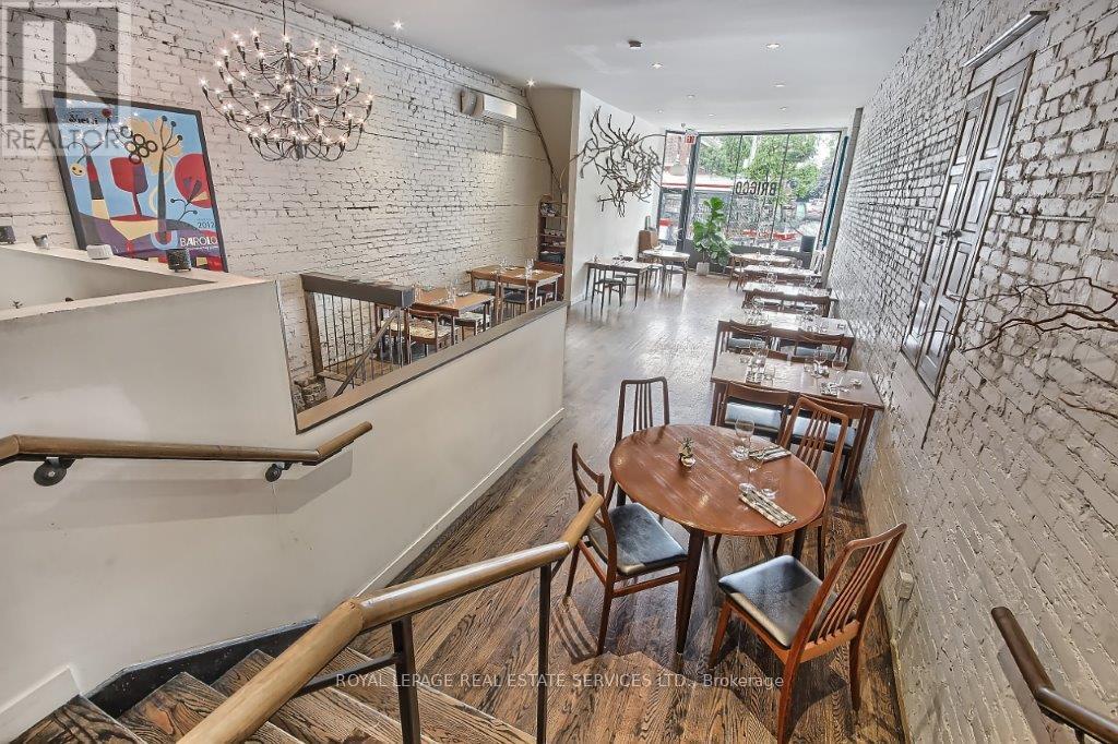 3047 Dundas Street W, Toronto, Ontario  M6P 1Z5 - Photo 12 - W12468842