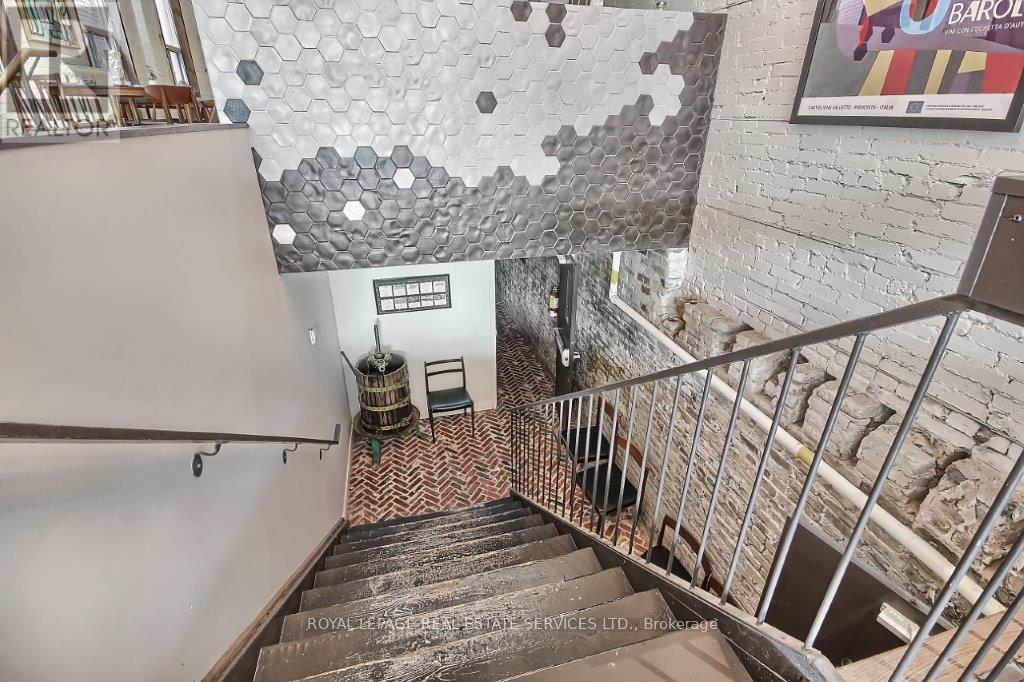 3047 Dundas Street W, Toronto, Ontario  M6P 1Z5 - Photo 26 - W12468842