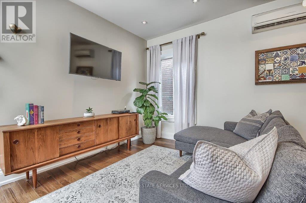 3047 Dundas Street W, Toronto, Ontario  M6P 1Z5 - Photo 32 - W12468842