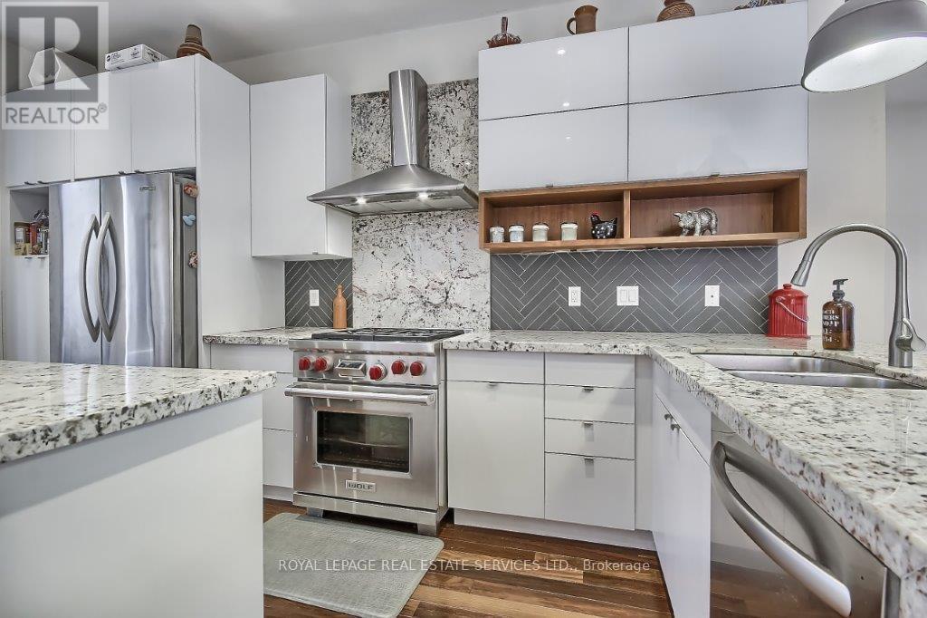 3047 Dundas Street W, Toronto, Ontario  M6P 1Z5 - Photo 38 - W12468842