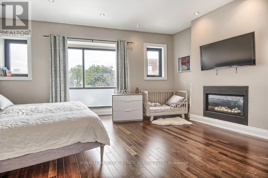 3047 Dundas Street W, Toronto, Ontario  M6P 1Z5 - Photo 43 - W12468842