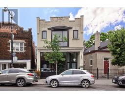 3047 DUNDAS STREET W, Toronto, Ontario