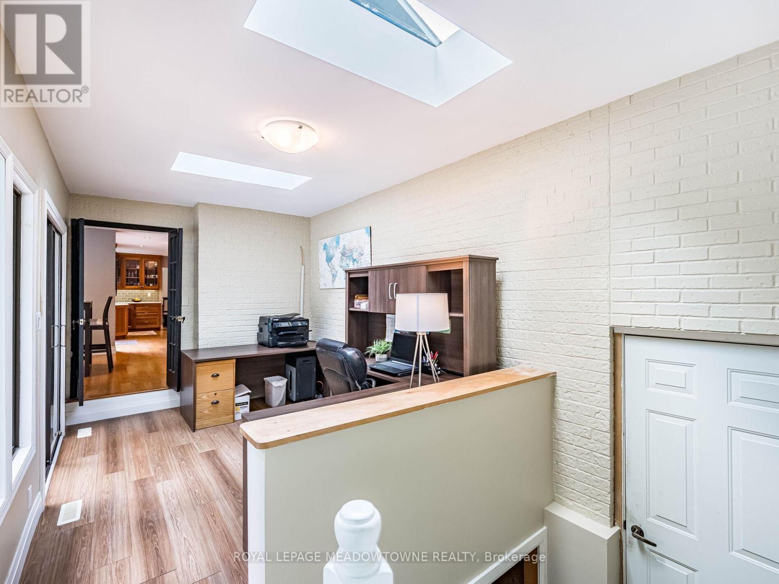 40 Hilltop Drive, Caledon, Ontario  L7C 1H6 - Photo 26 - W12468855