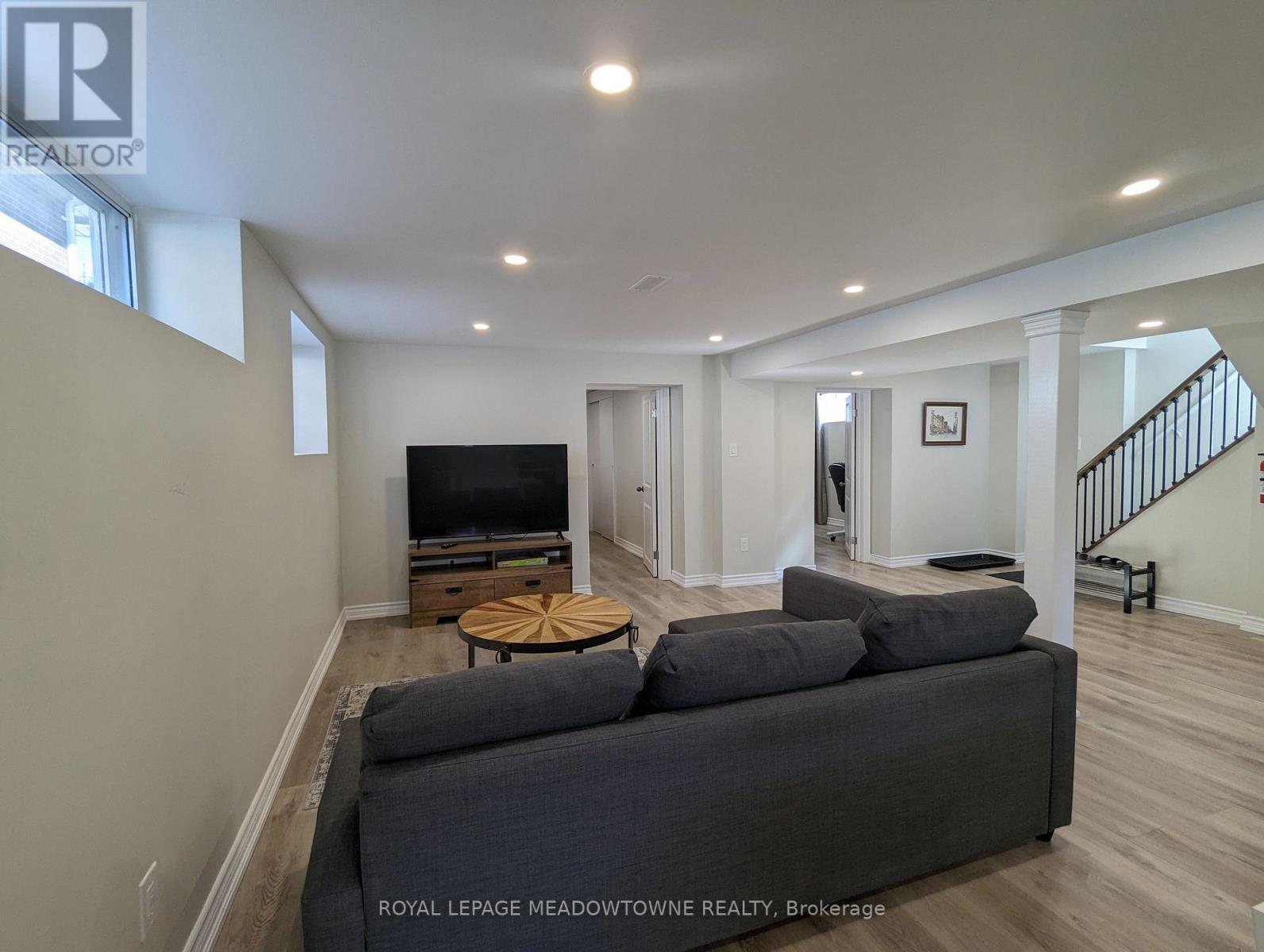 240 Wellesworth Drive, Toronto, Ontario  M9C 4S6 - Photo 9 - W12468869