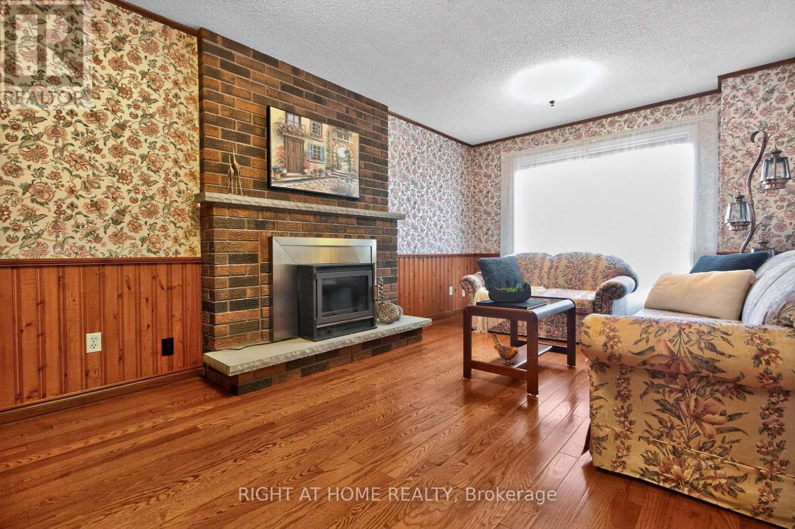 4433 Sedgefield Road, Mississauga, Ontario  L5M 3B6 - Photo 12 - W12468873