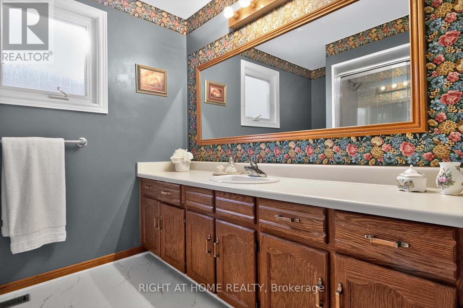 4433 Sedgefield Road, Mississauga, Ontario  L5M 3B6 - Photo 26 - W12468873
