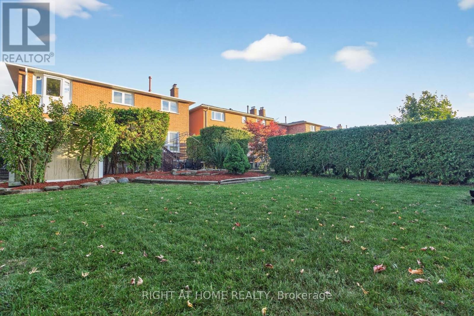 4433 Sedgefield Road, Mississauga, Ontario  L5M 3B6 - Photo 35 - W12468873