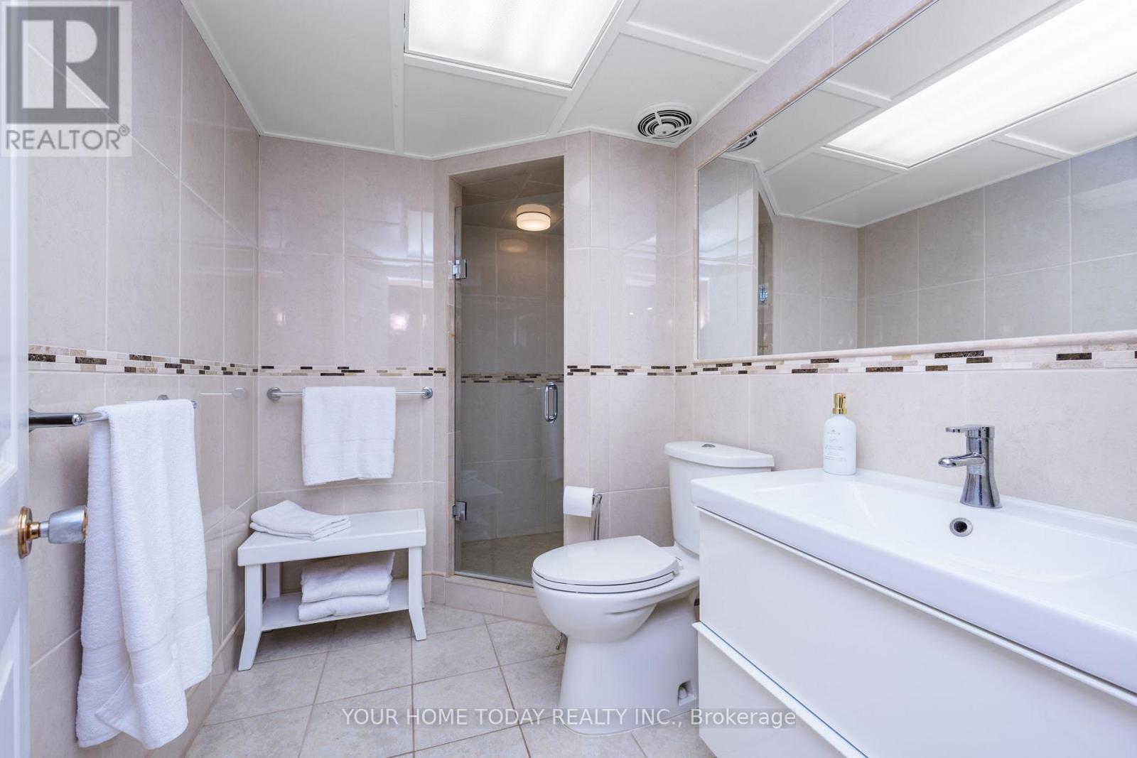 8519 Guelph Line, Milton, Ontario  L0P 1B0 - Photo 38 - W12468874